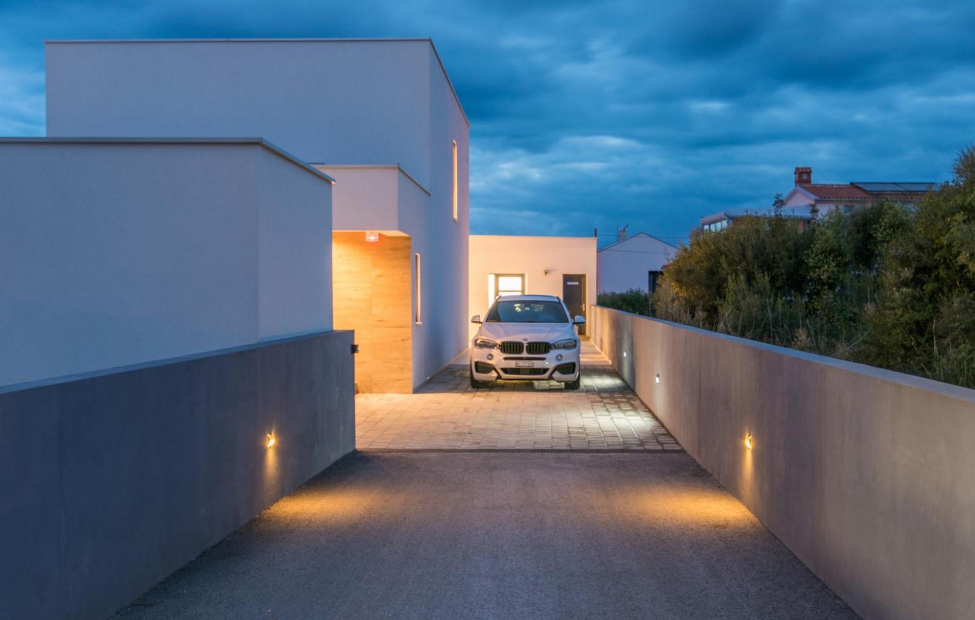 Modern Ol&ju For 9 Persons In Only 1.5 Km From The With Pool Heating