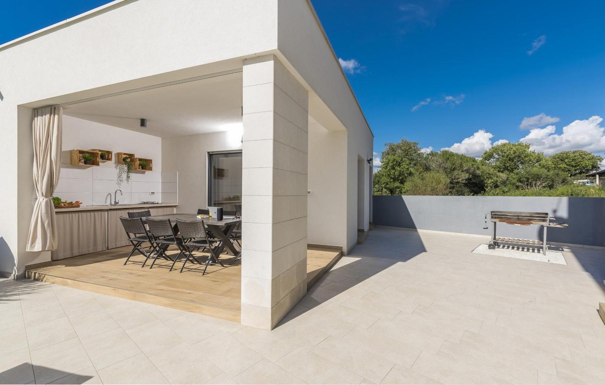 Villa Modern Ol&ju For 9 Persons In Only 1.5 Km From The With Pool Heating *